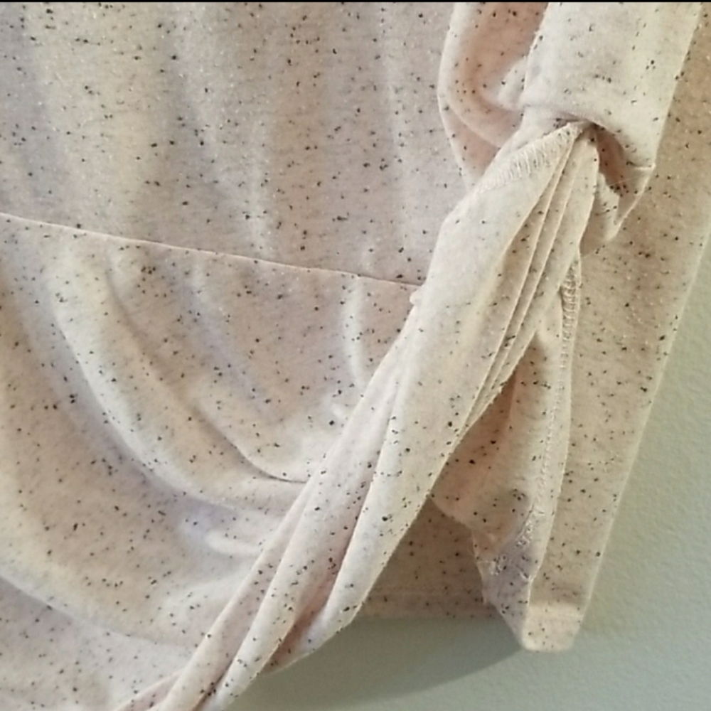 Lane Bryant Light Pink & Gray Top Size 18/20 - Picture 5 of 5